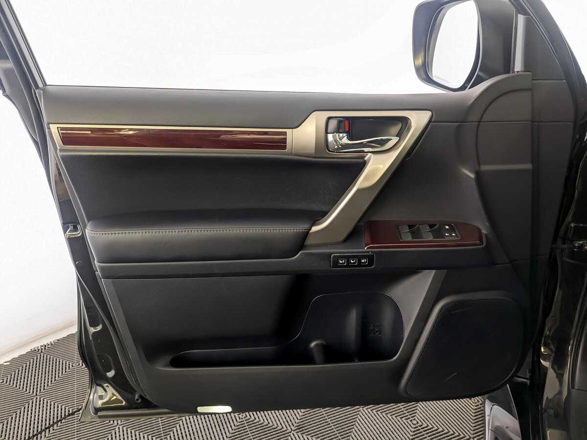 Lexus GX 460, 2018 Фото №15