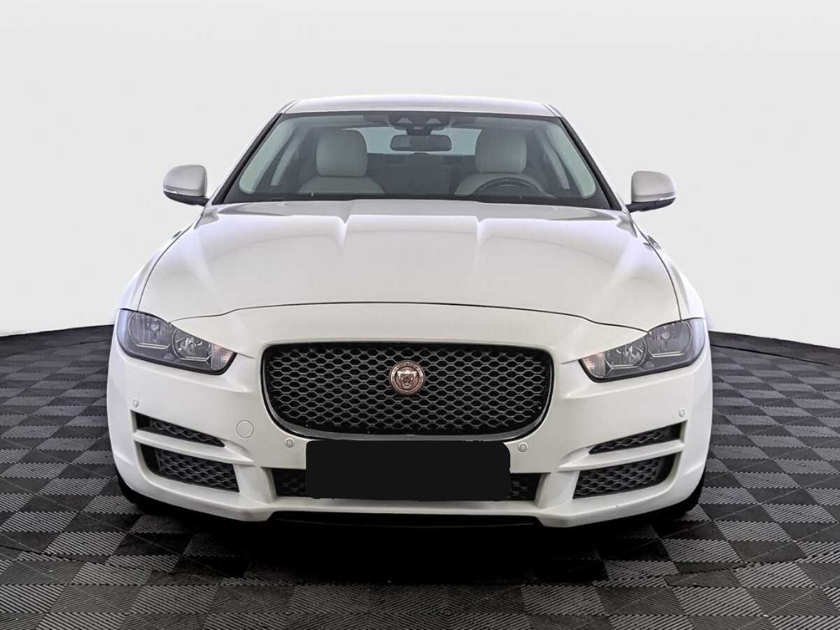Jaguar XE, 2017 - 84 000 км. | Фото №2
