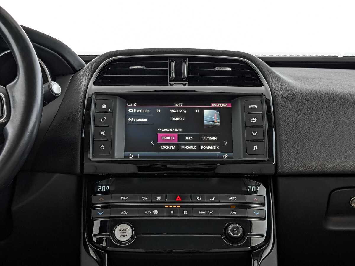 Jaguar XE, 2017 Фото №13