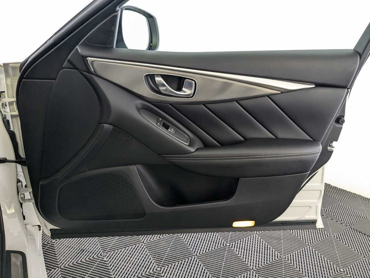 Infiniti Q50, 2018 Фото №20