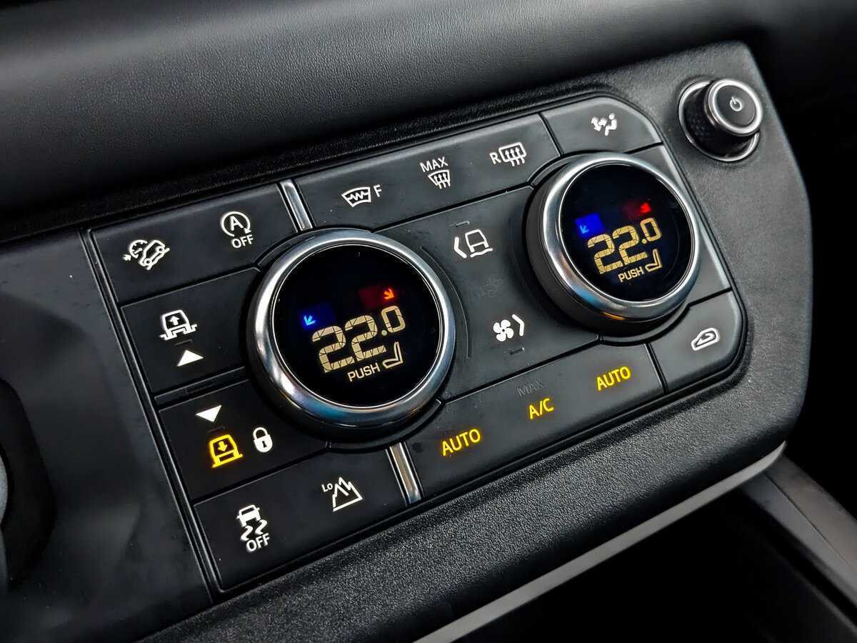 Land Rover Defender 110, 2020 Фото №21