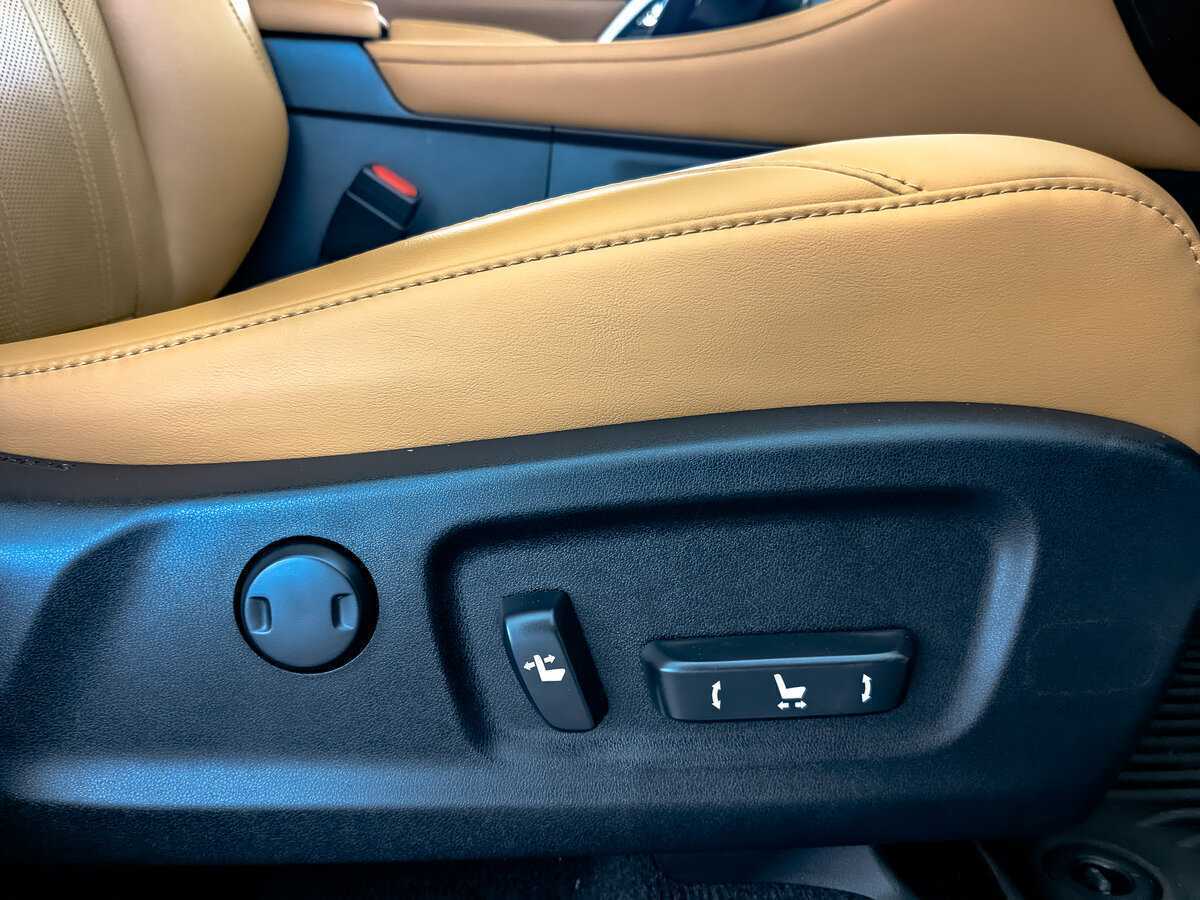 Lexus RX 300, 2020 Фото №22