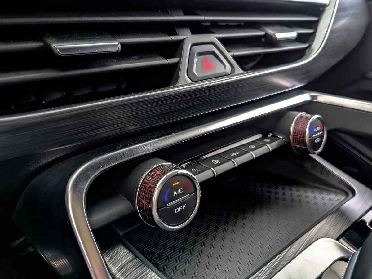 Geely Tugella, 2023 Фото №24