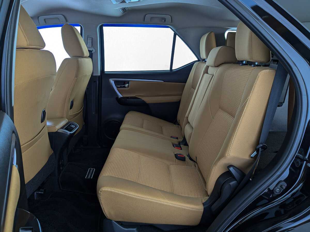 Toyota Fortuner, 2022 Фото №14