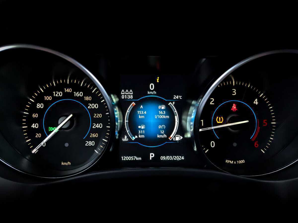 Jaguar F-Pace, 2018 Фото №11