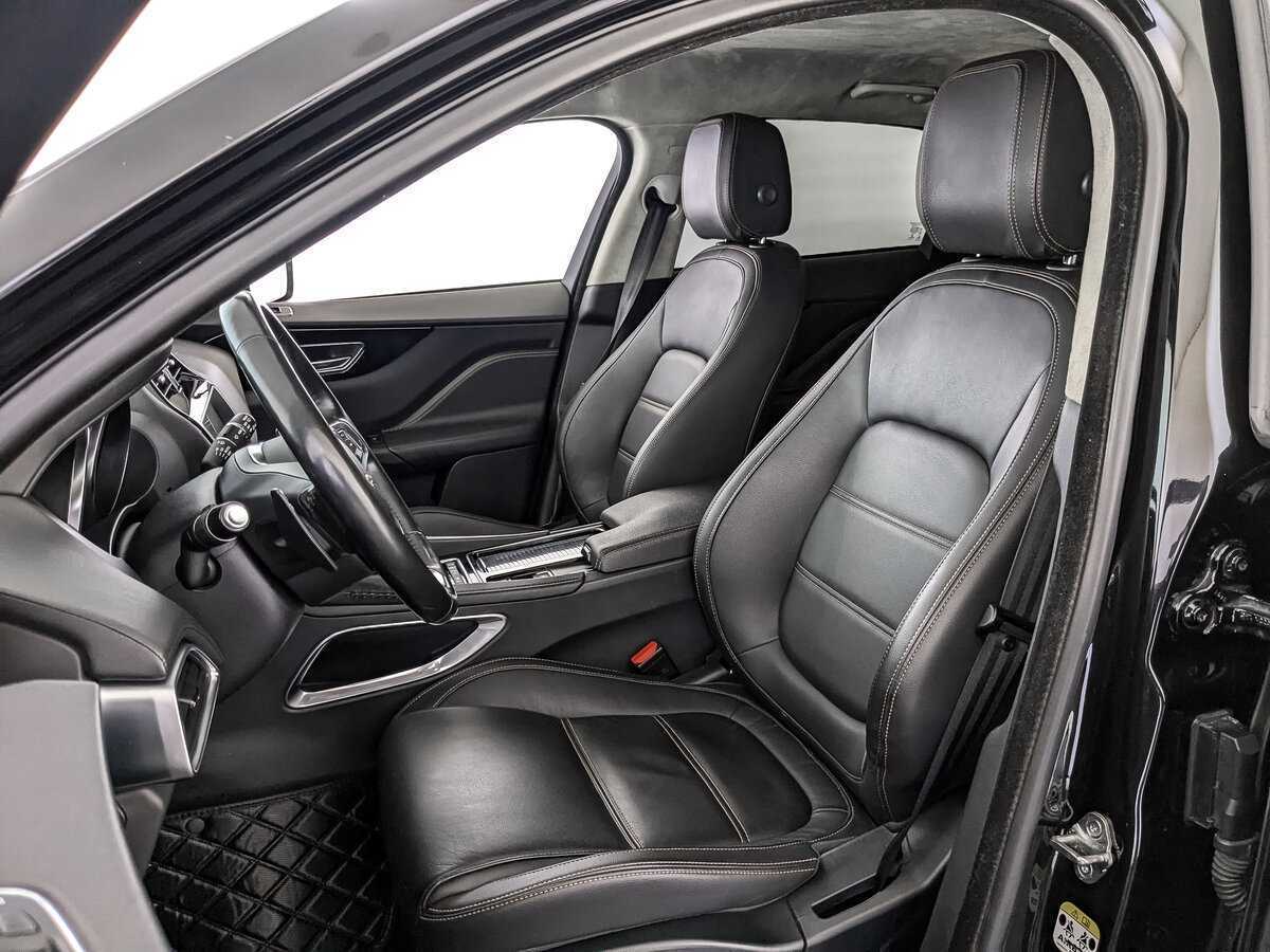 Jaguar F-Pace, 2018 Фото №16