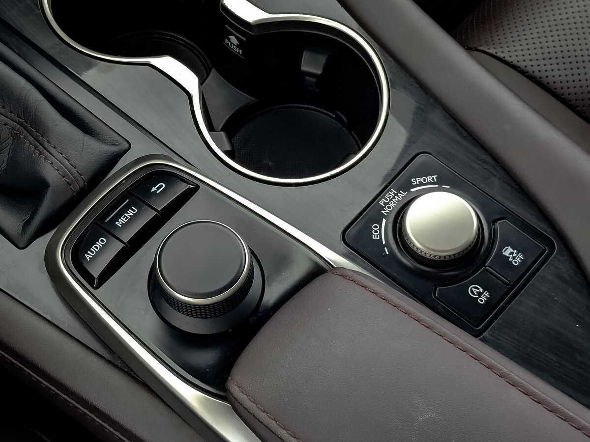 Lexus RX 200t, 2016 Фото №25