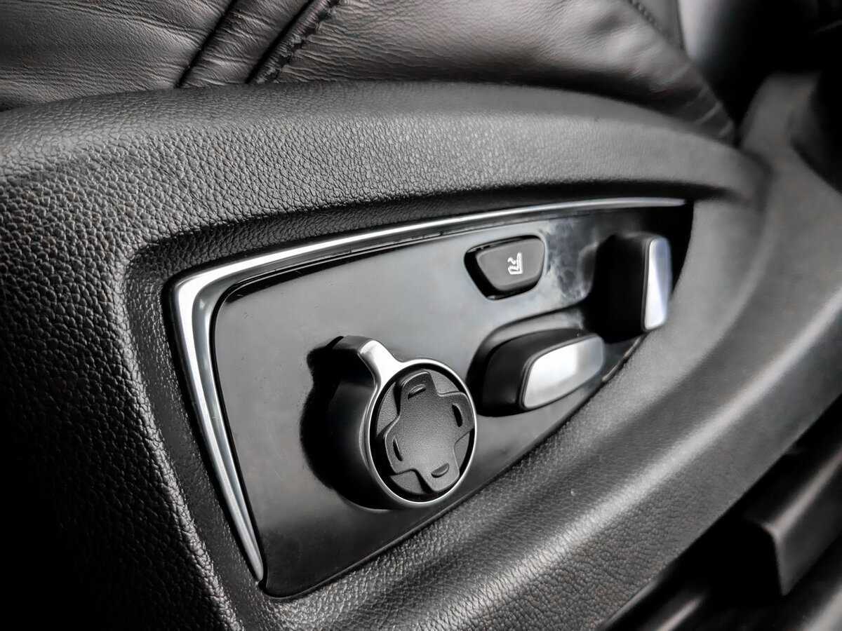 Cadillac Escalade ESV, 2019 Фото №17