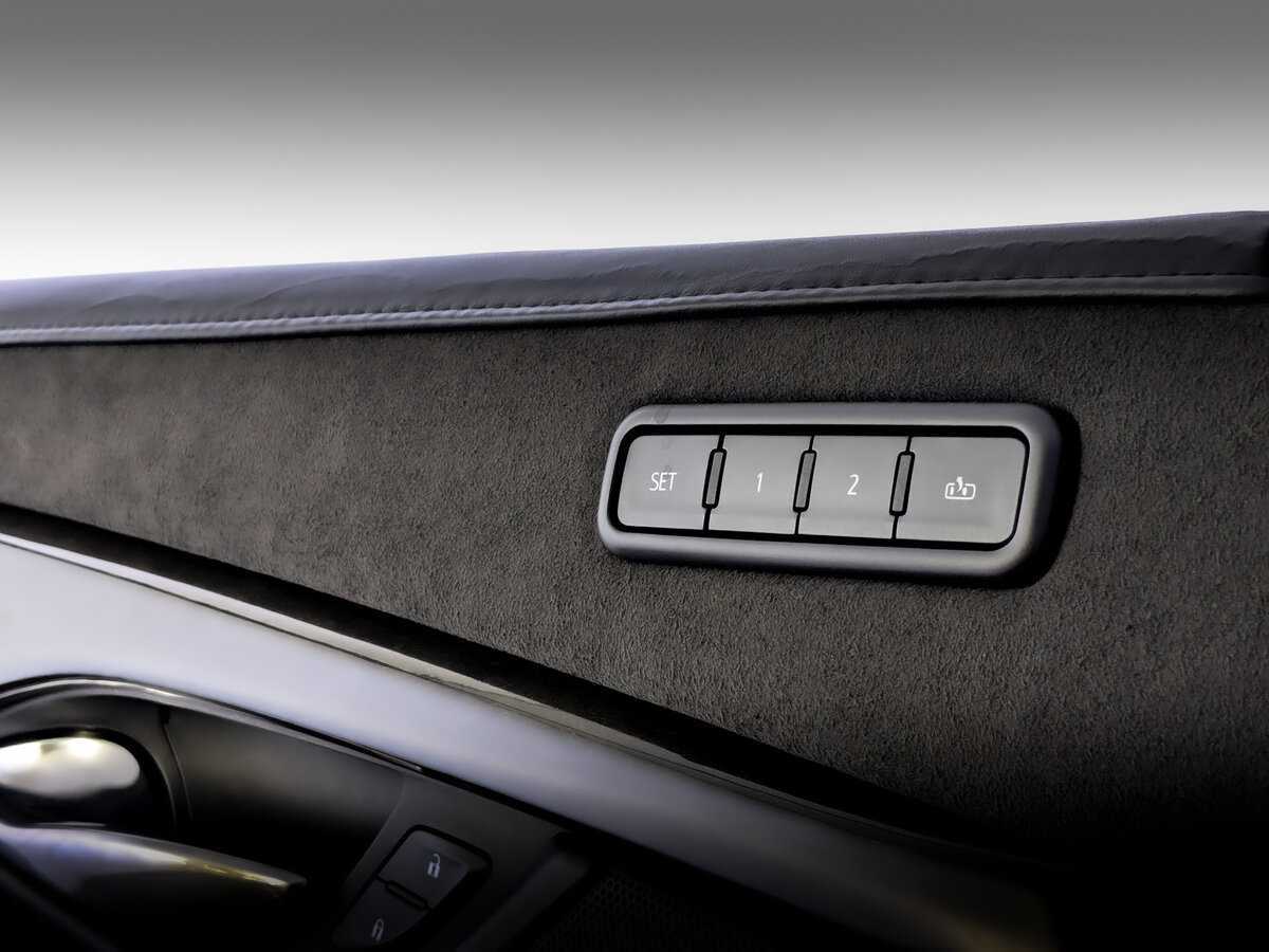 Cadillac Escalade ESV, 2019 Фото №18