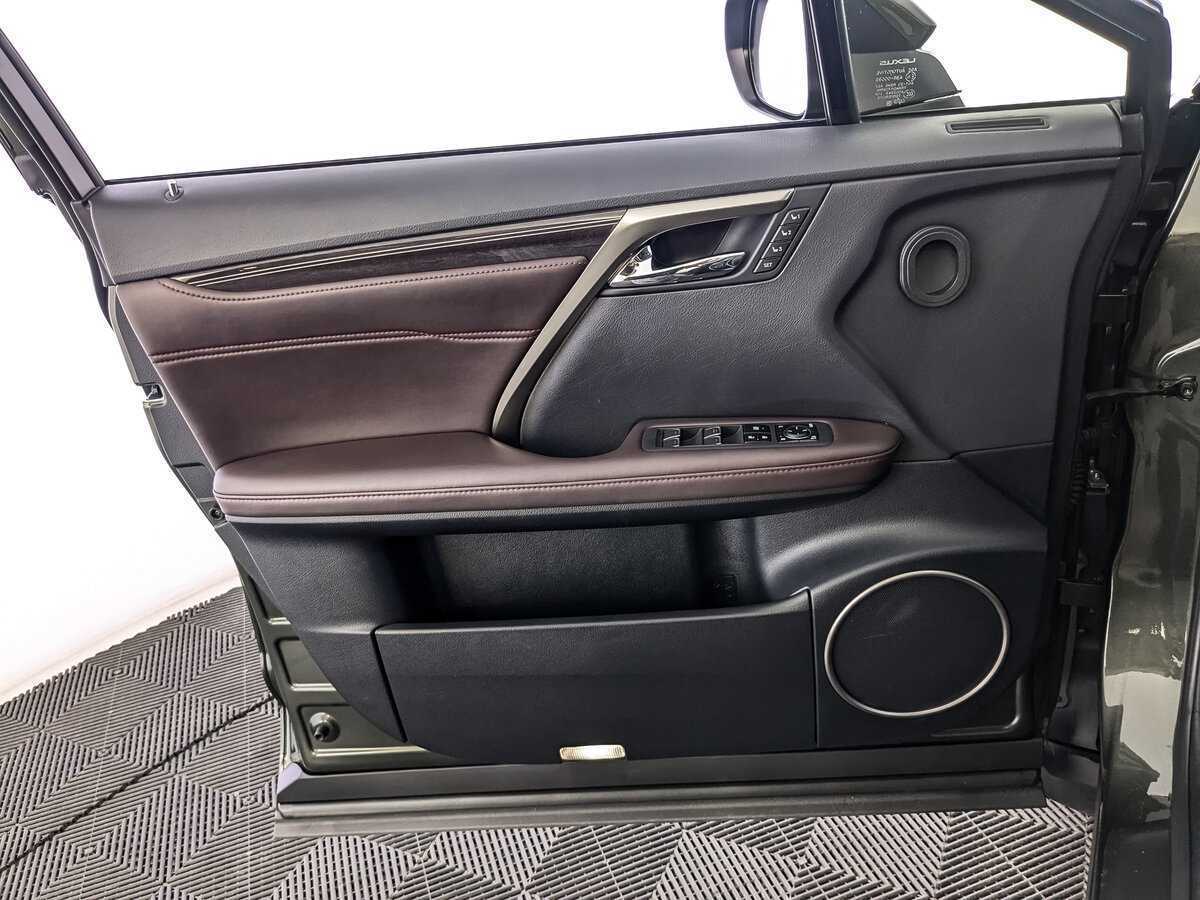 Lexus RX 300, 2021 Фото №14
