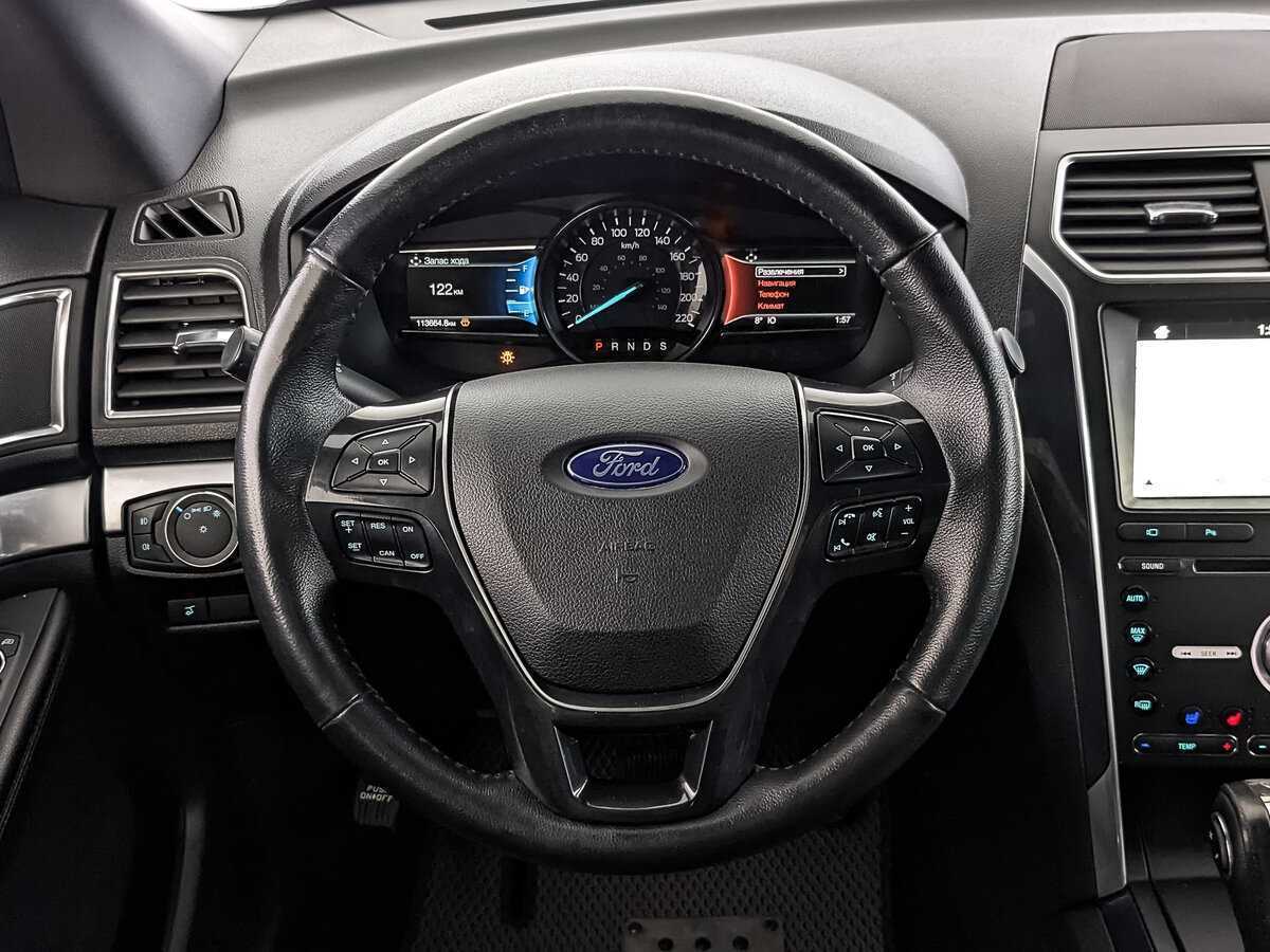 Ford Explorer, 2018 Фото №17