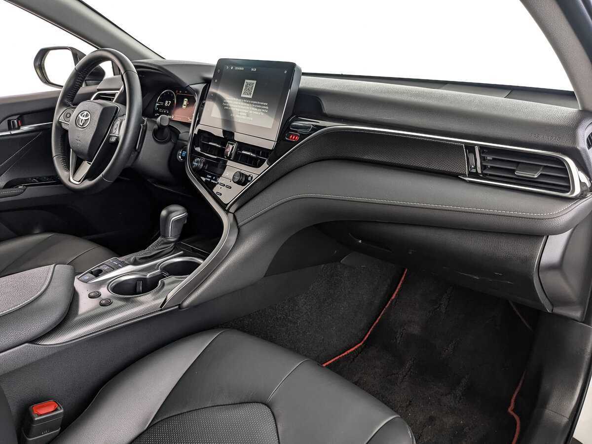 Toyota Camry, 2023 Фото №9