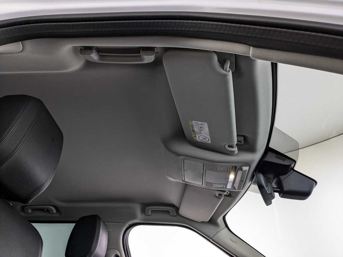 Land Rover Discovery, 2019 Фото №19