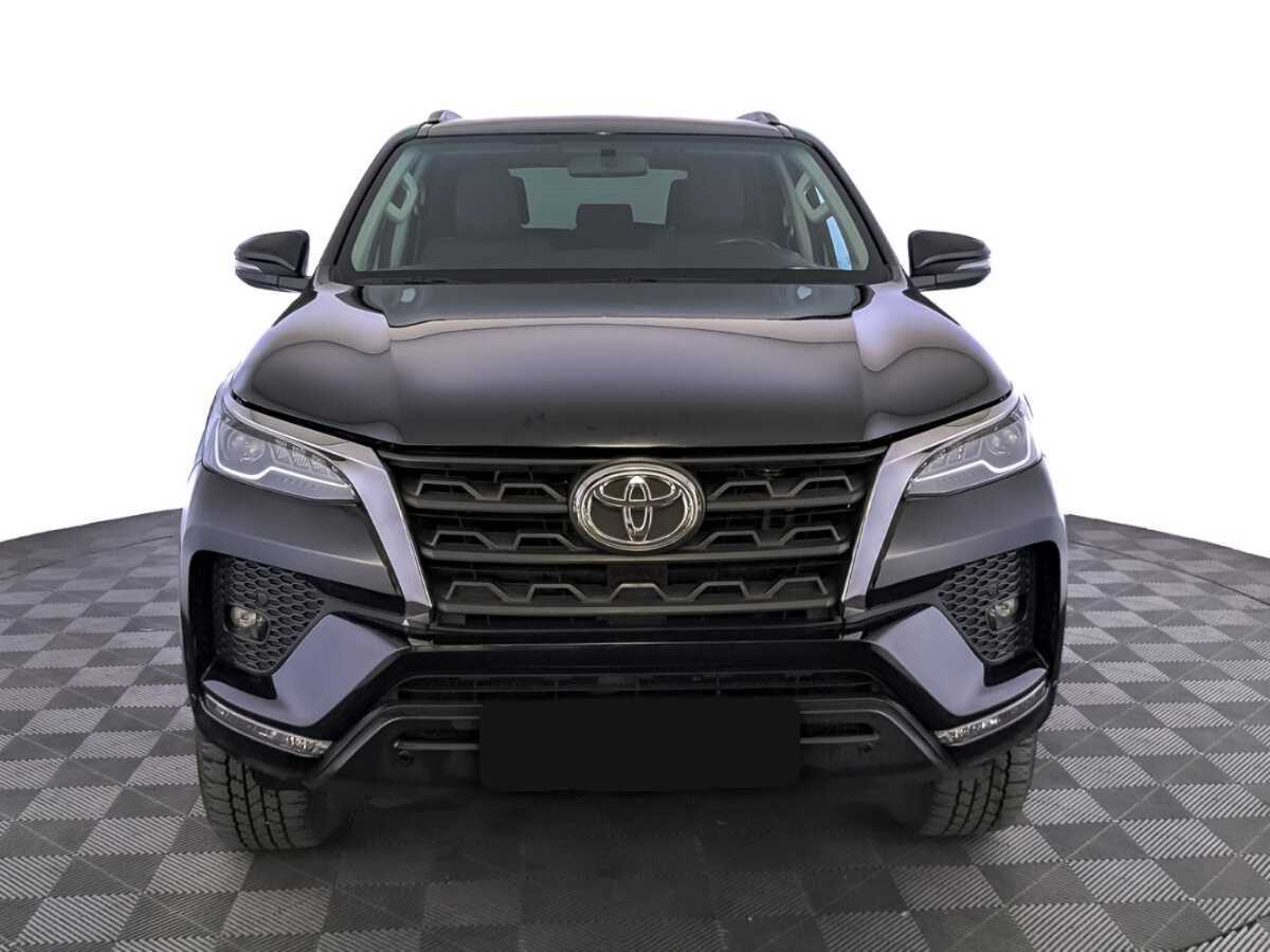 Toyota Fortuner, 2021 - 35 220 км. | Фото №2