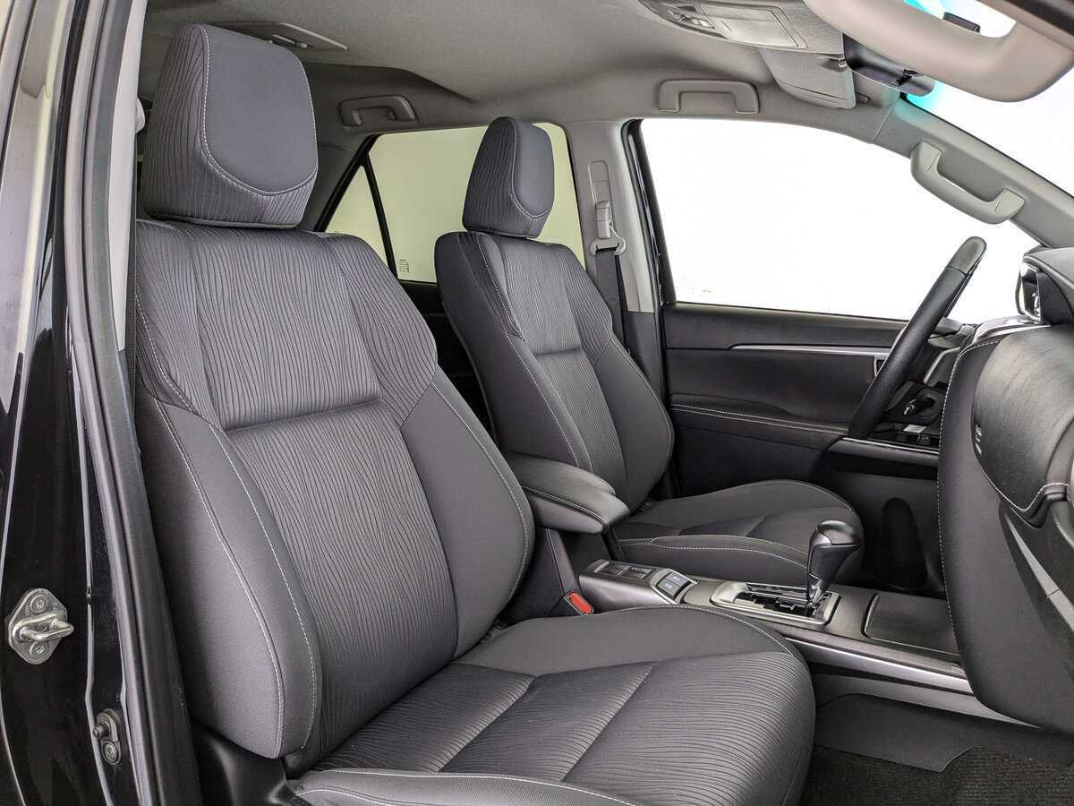 Toyota Fortuner, 2021 Фото №20