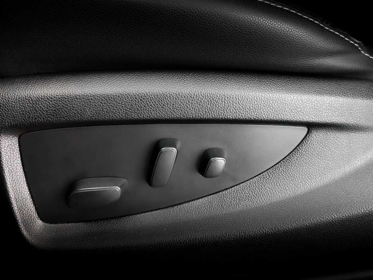 Chevrolet Tahoe, 2019 Фото №17