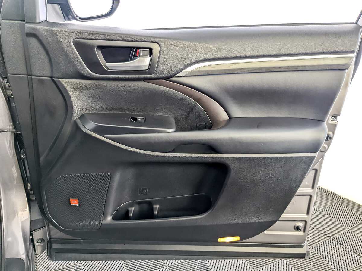 Toyota Highlander, 2018 Фото №22