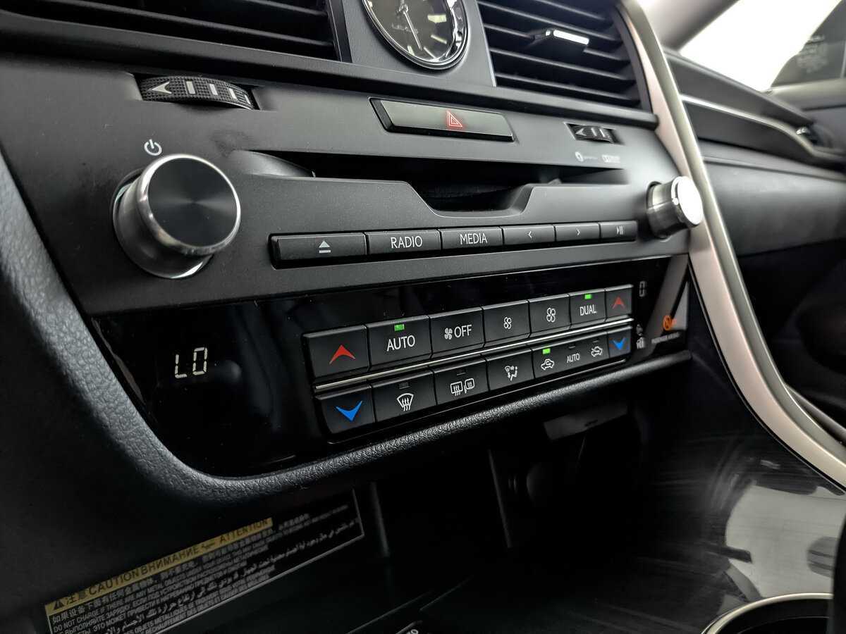 Lexus RX 300, 2018 Фото №17