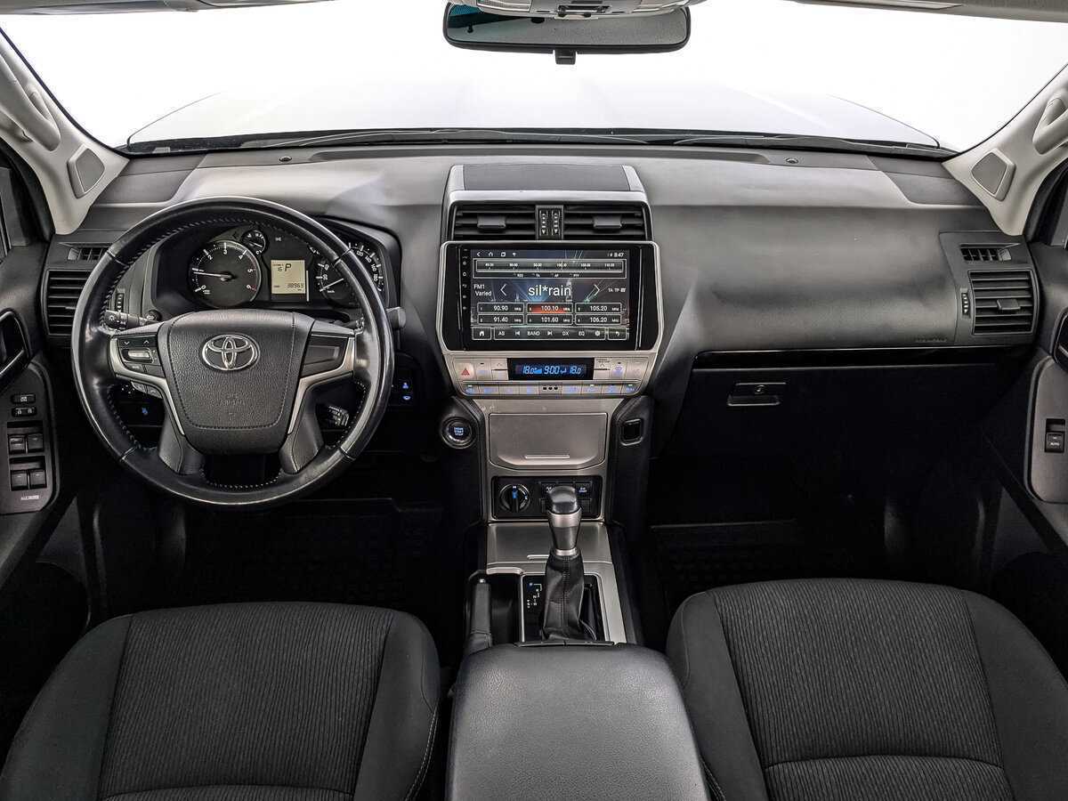 Toyota Land Cruiser Prado, 2020 Фото №10