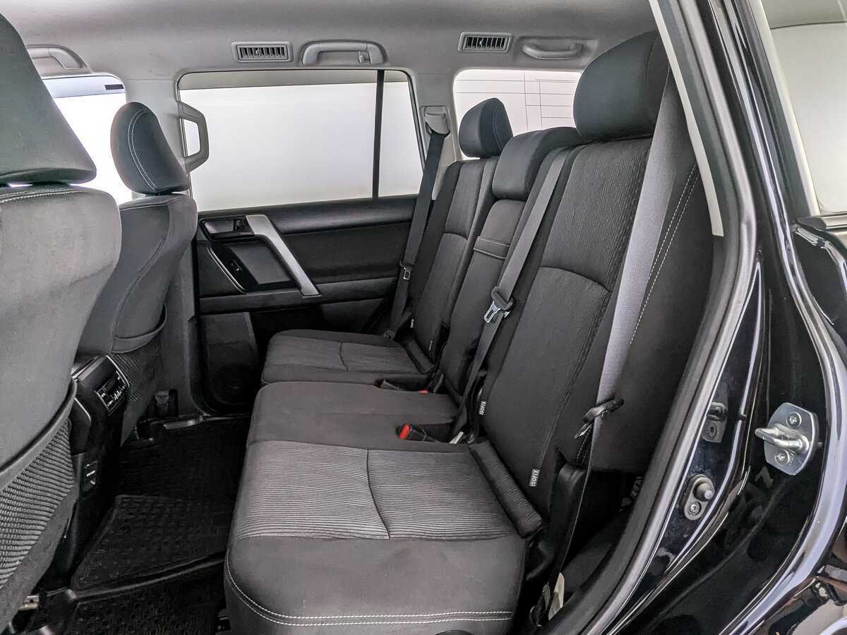 Toyota Land Cruiser Prado, 2020 Фото №13