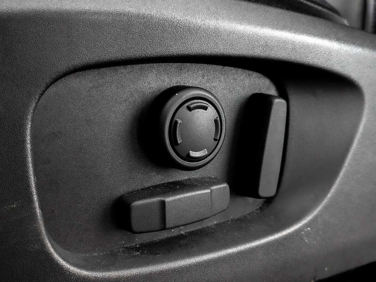 Land Rover Discovery Sport, 2017 Фото №17