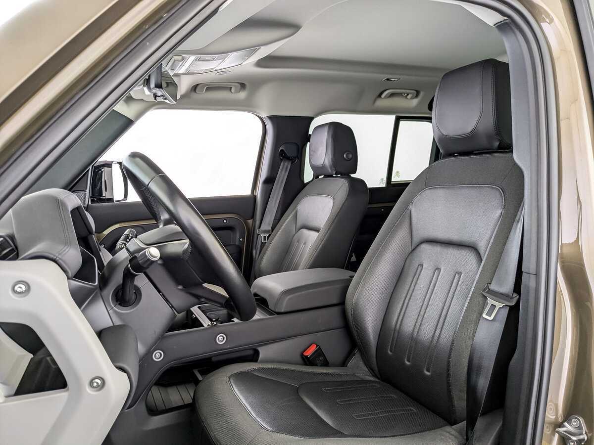 Land Rover Defender 110, 2021 Фото №16