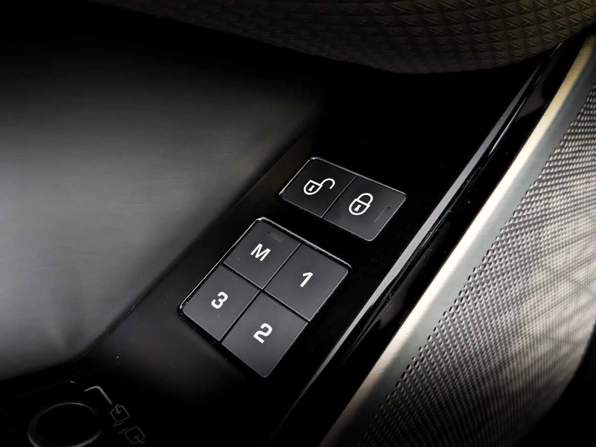 Land Rover Range Rover Velar, 2017 Фото №18