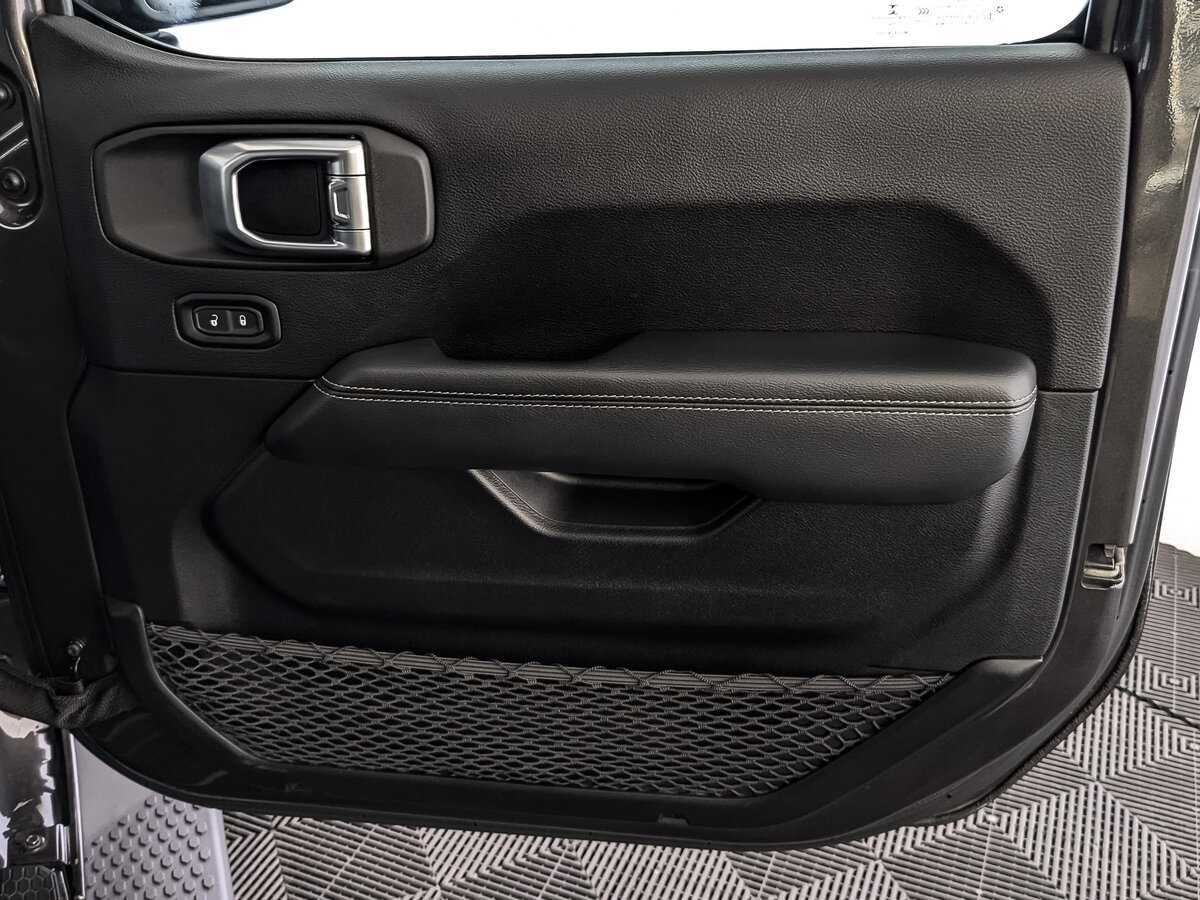 Jeep Wrangler, 2019 Фото №21