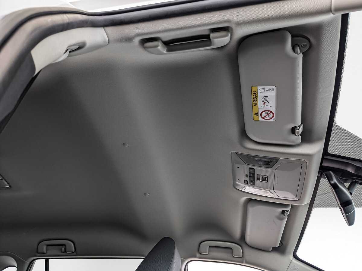 Toyota RAV4, 2021 Фото №19