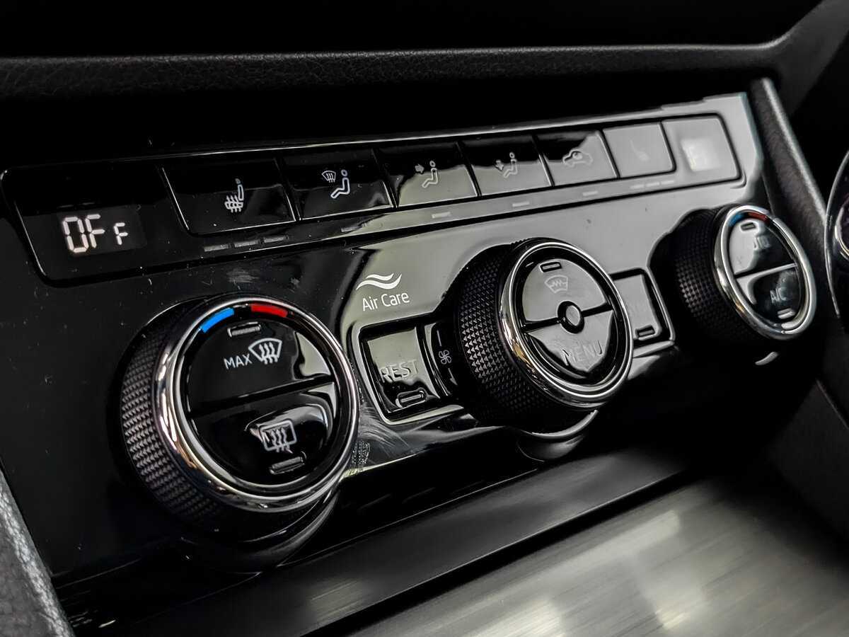 Skoda Superb, 2020 Фото №21