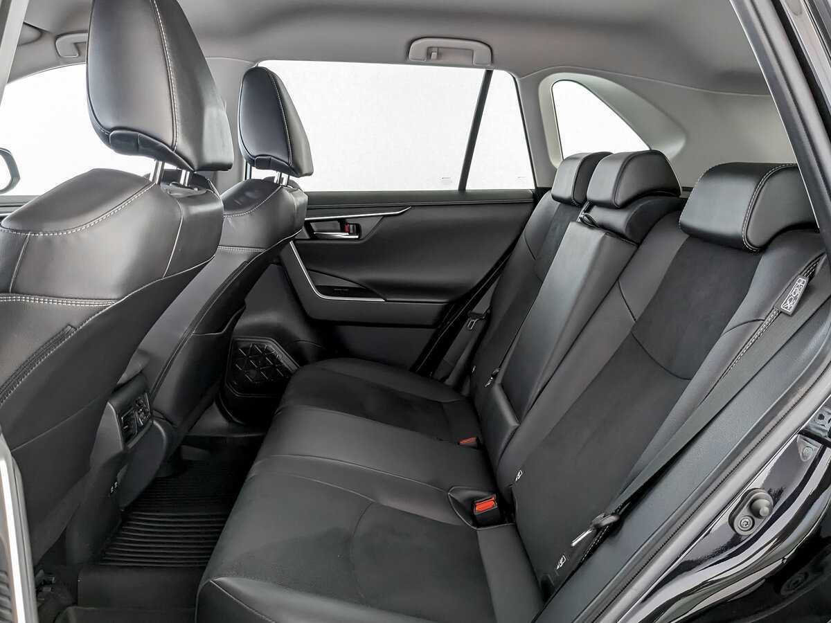 Toyota RAV4, 2021 Фото №10