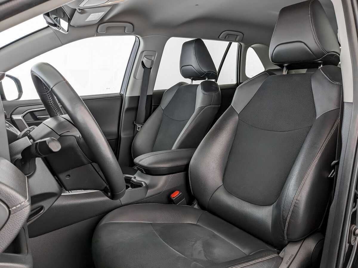 Toyota RAV4, 2021 Фото №16