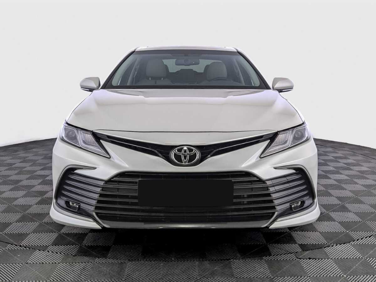 Toyota Camry, 2022 - 13 882 км. | Фото №2