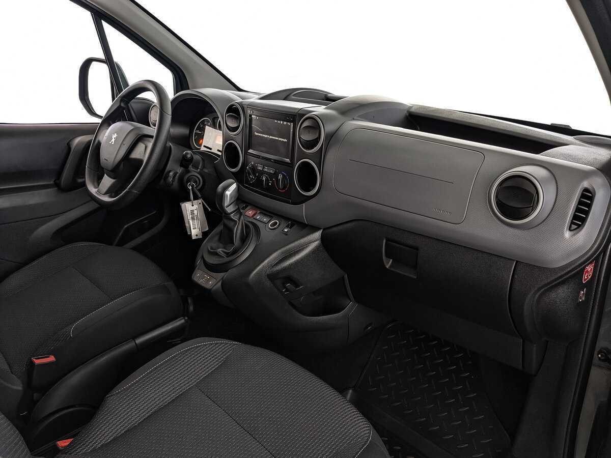 Peugeot Partner Crossway, 2022 Фото №9