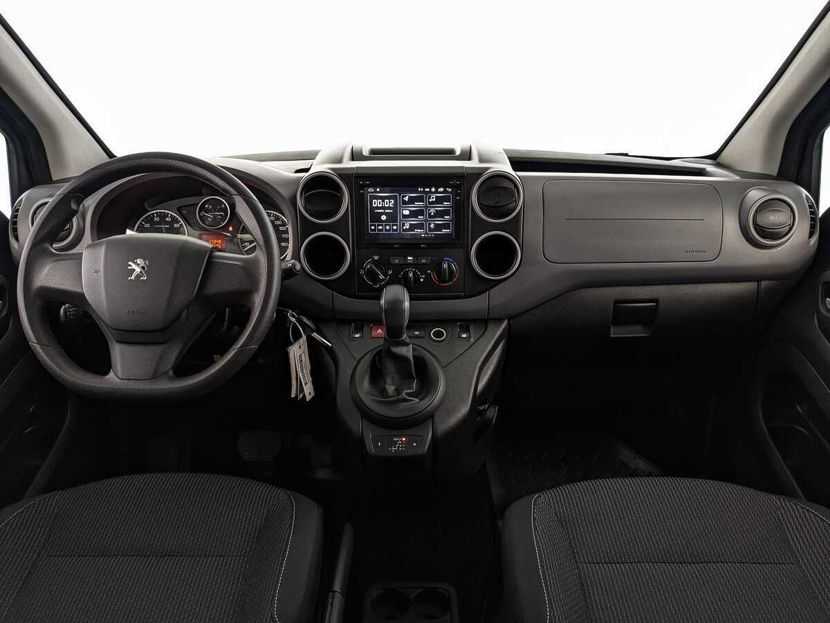 Peugeot Partner Crossway, 2022 Фото №10