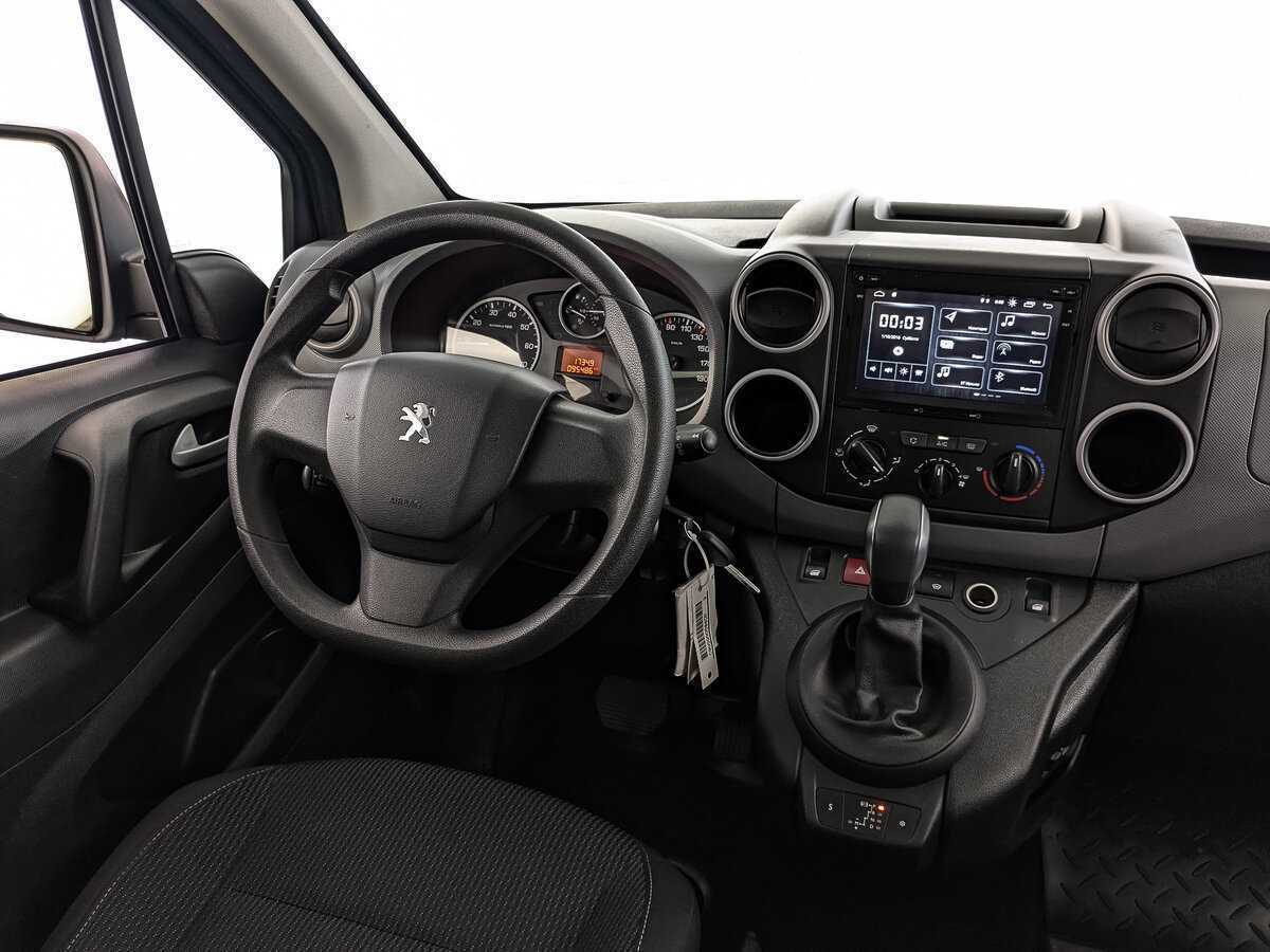 Peugeot Partner Crossway, 2022 Фото №17