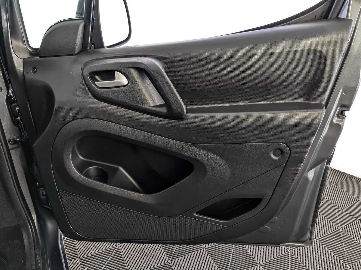 Peugeot Partner Crossway, 2022 Фото №21