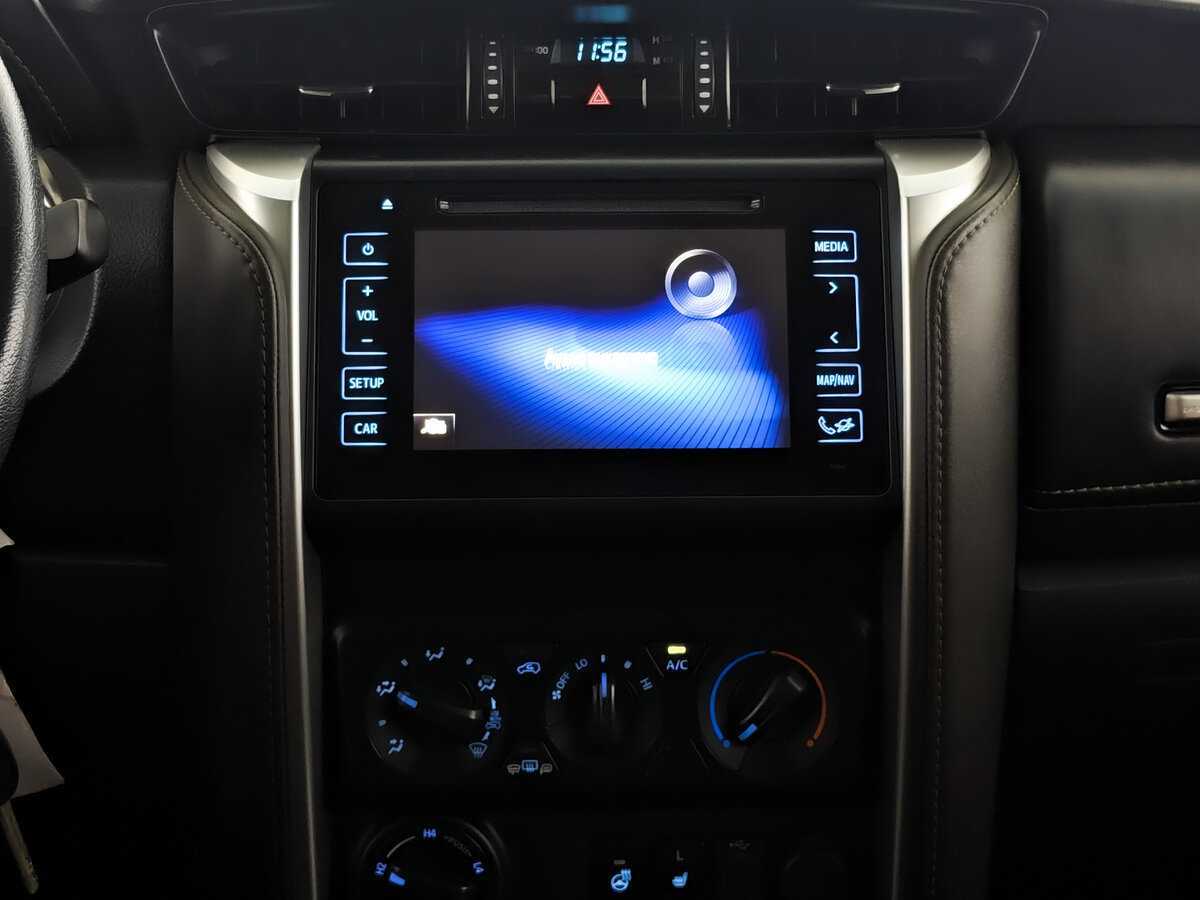 Toyota Fortuner, 2018 Фото №13