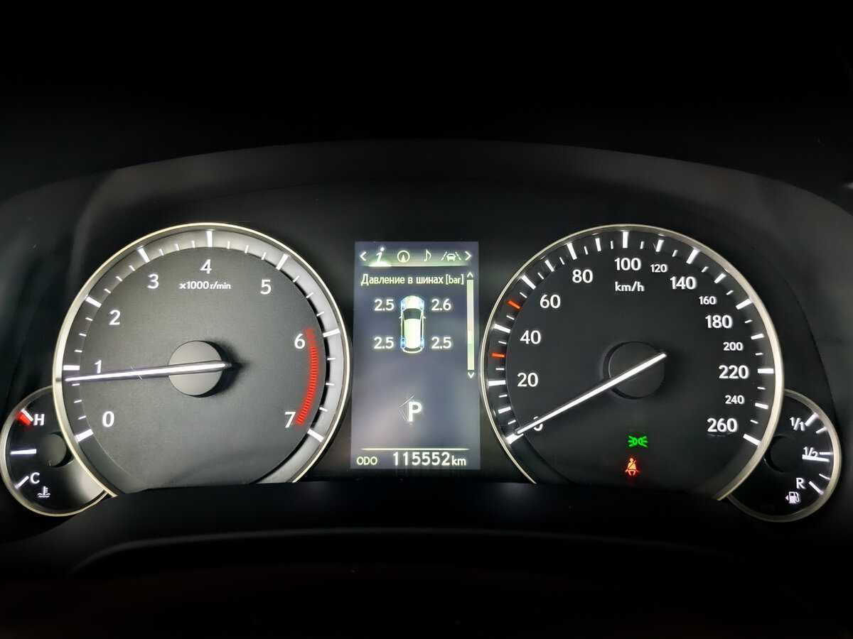 Lexus RX 200t, 2017 Фото №11