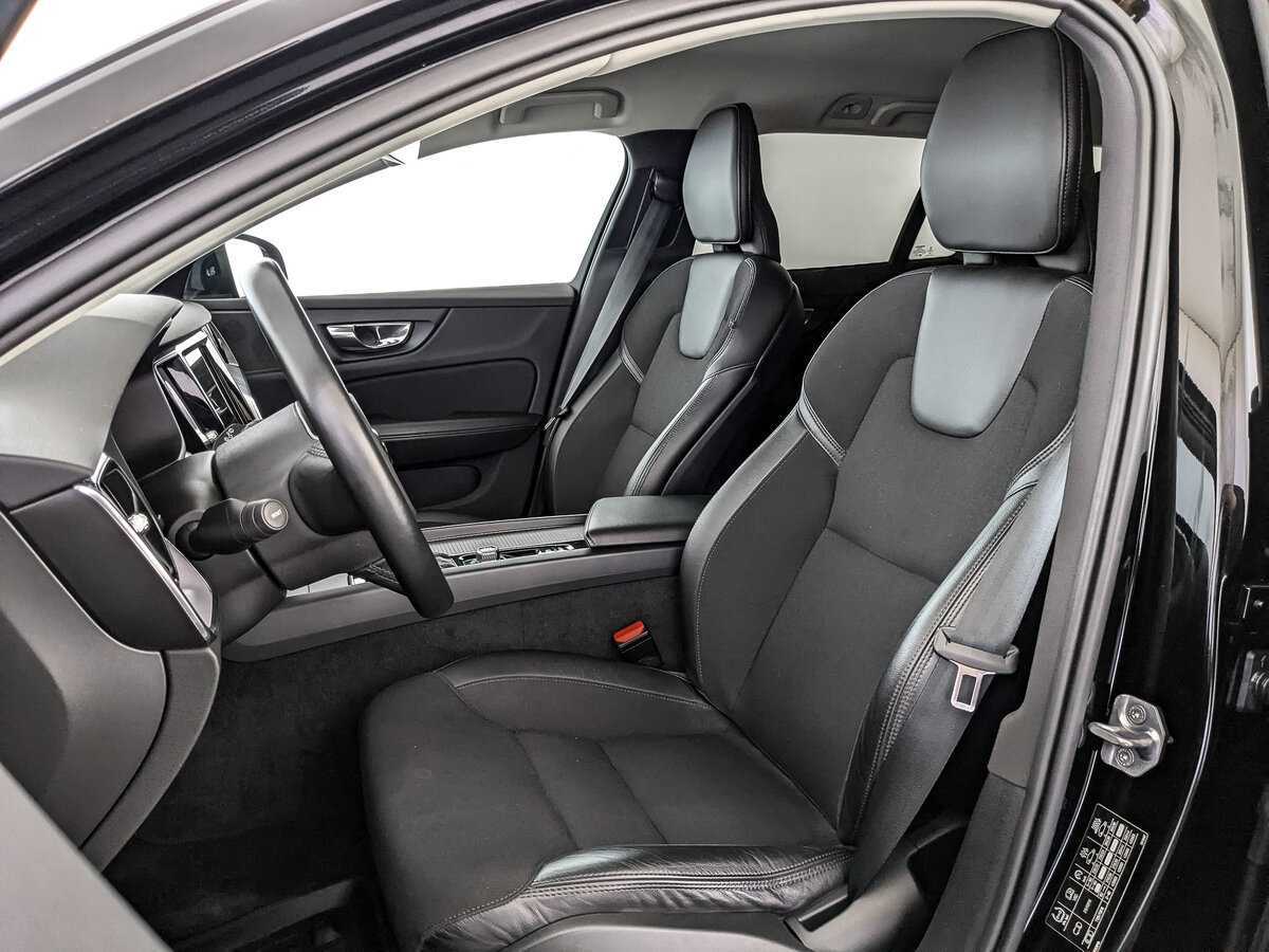 Volvo V60 Cross Country, 2020 Фото №16