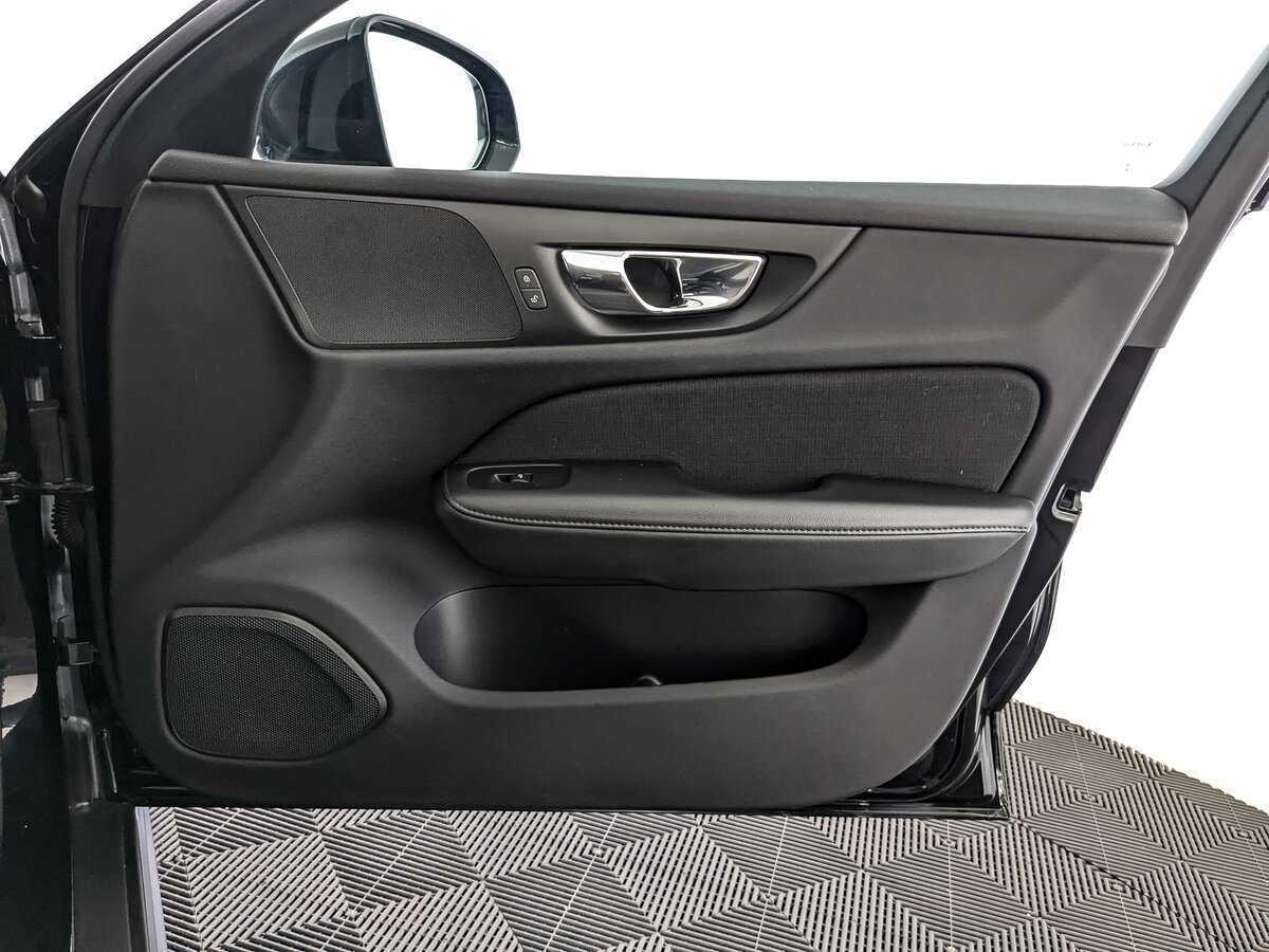 Volvo V60 Cross Country, 2020 Фото №20