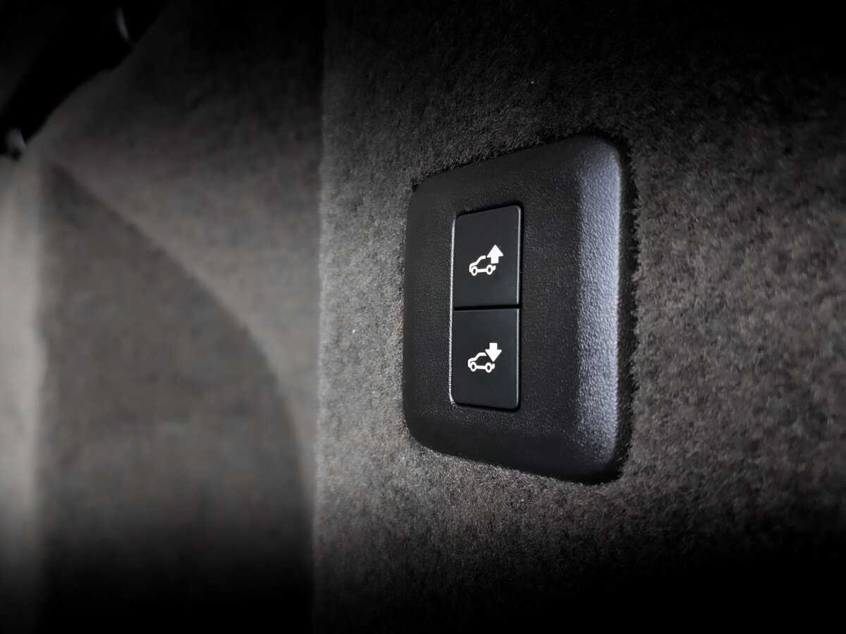 Land Rover Range Rover Sport, 2018 Фото №21