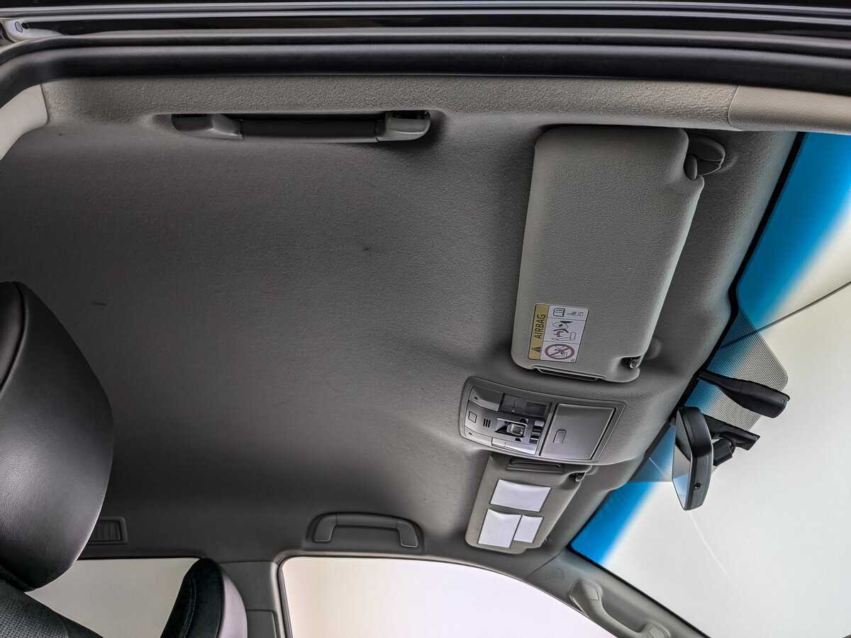 Toyota Land Cruiser Prado, 2018 Фото №18