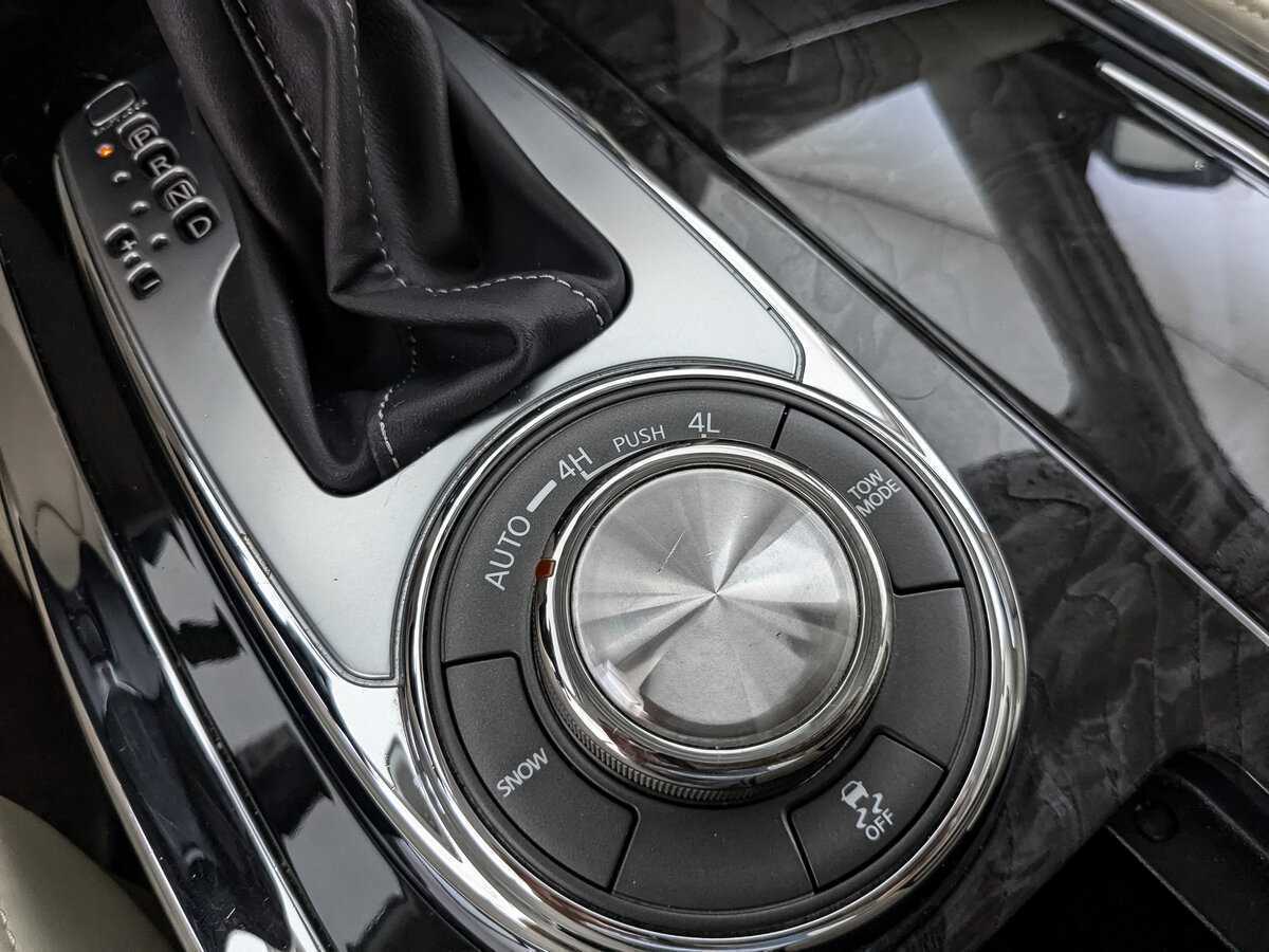 Infiniti QX80, 2020 Фото №17