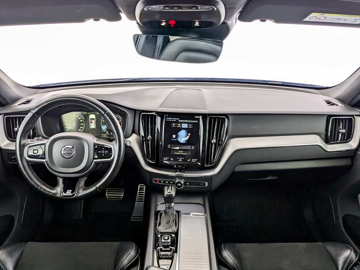 Volvo XC60, 2018 Фото №12