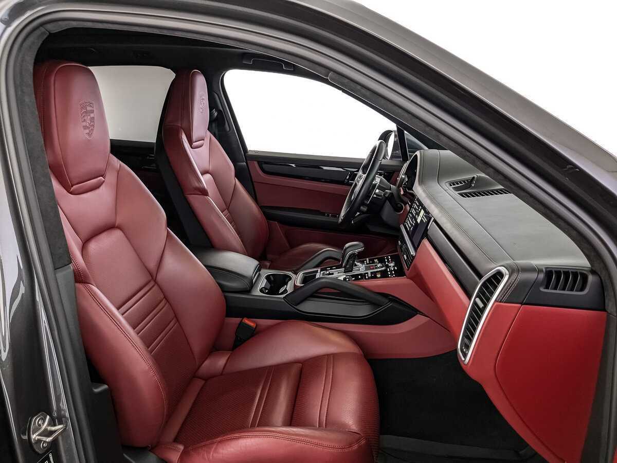 Porsche Cayenne E-Hybrid, 2019 Фото №20