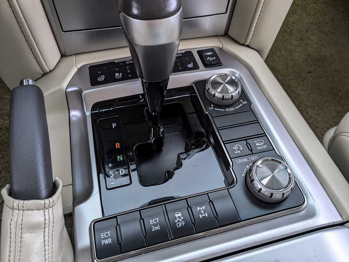 Toyota Land Cruiser, 2019 Фото №16