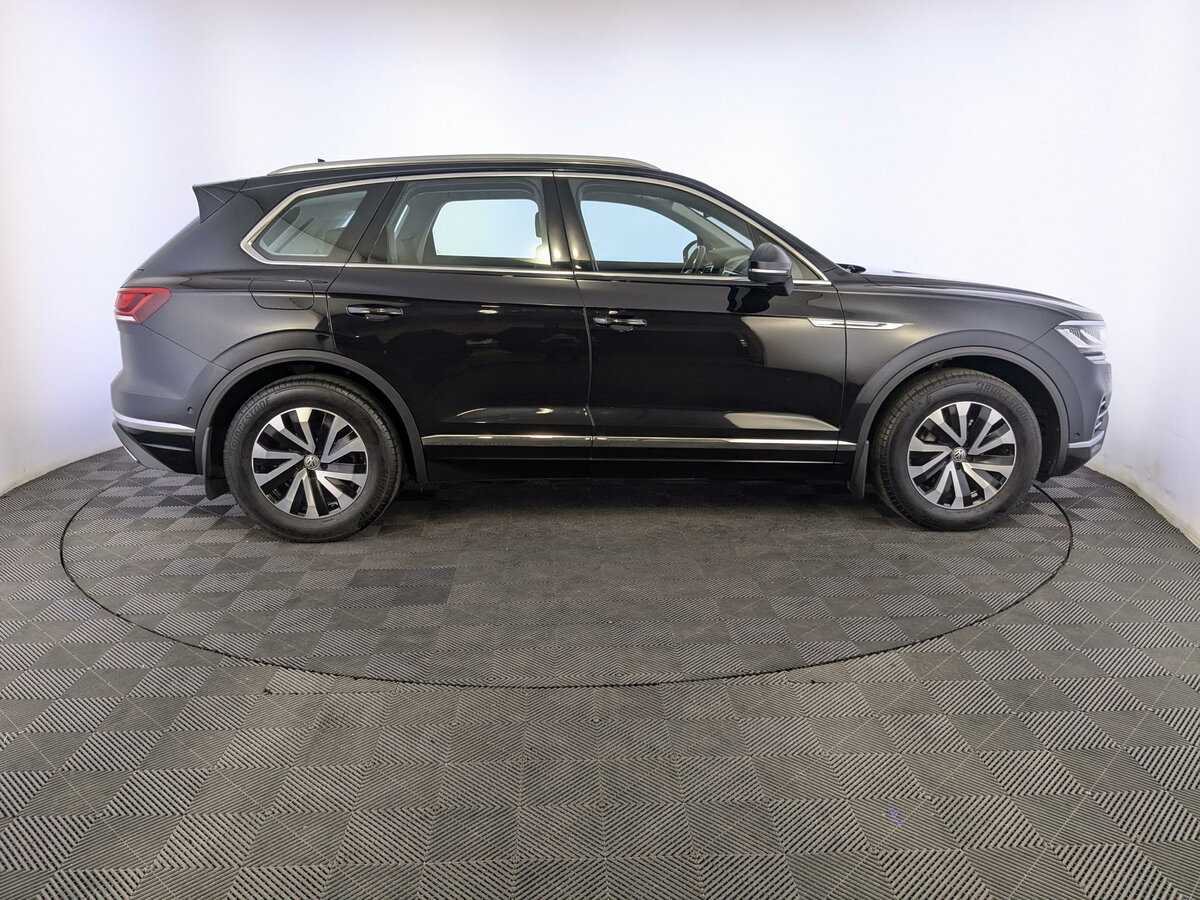 Volkswagen Touareg, 2020 - 117 000 км. | Фото №4