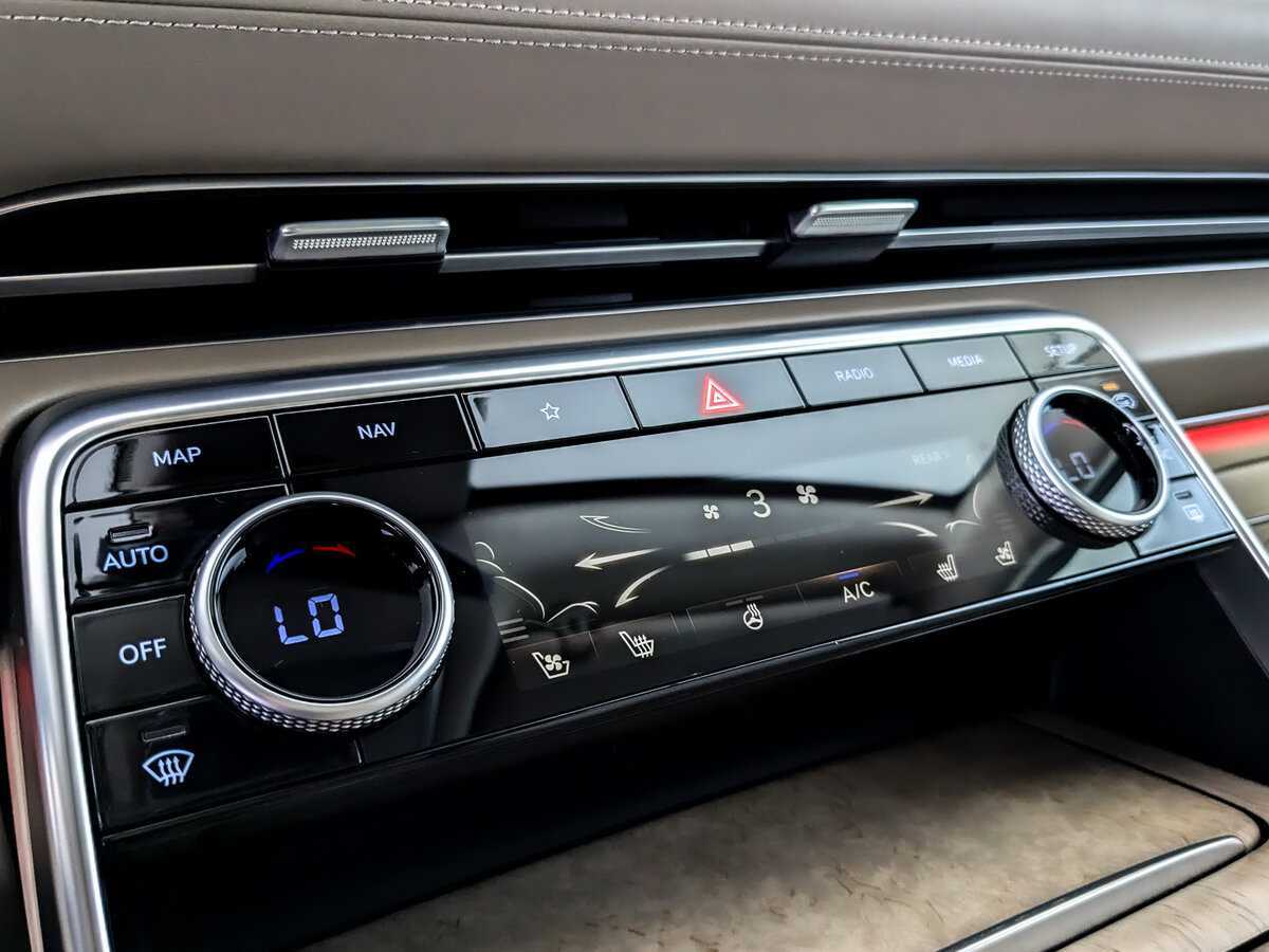 Genesis GV80, 2021 Фото №25