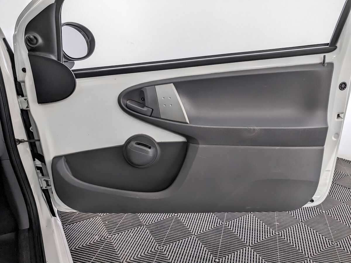 Citroen C1, 2011 Фото №17